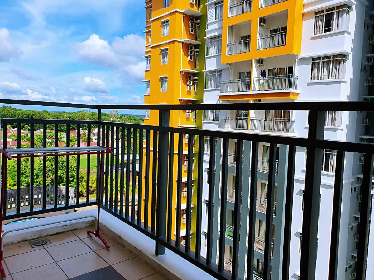 Melaka Top Largest Waterpark Resort - By Youbnb Homestay Melaka Bagian luar foto