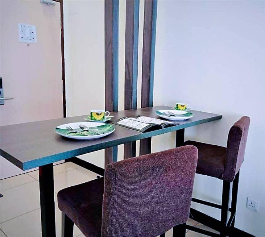 Melaka Top Largest Waterpark Resort - By Youbnb Homestay Melaka Bagian luar foto